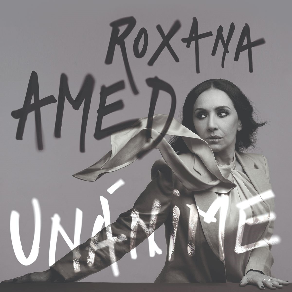 Llega UNÁNIME - nuevo álbum de ROXANA AMED